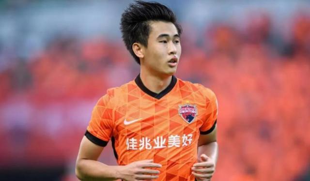 开云体育-国足超新星“弧线”杀死比赛 助深圳18年首胜津门虎