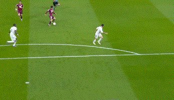 开云体育app-【西甲】两将世界波 本泽马2球无效+破门 皇马4比1