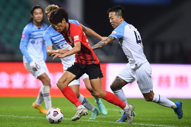 开云体育app-【中超】吕文君破门奥斯卡进球被吹 海港1比0广州城