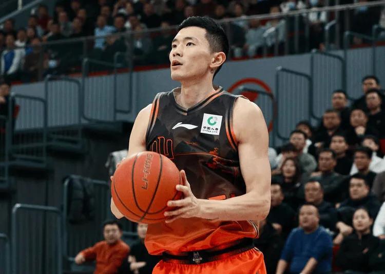 开云体育app-邱彪看明白了吧？陈林坚和陶汉林关键时刻压制追分，就该给球权！