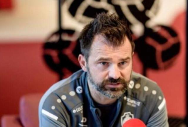 开云体育app-击败穆里尼奥引上港关注 莱科2年合约净赚500万欧